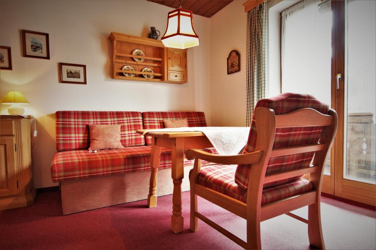 Ferienhaus Waldwinkl Hotel Грайнау Екстериор снимка