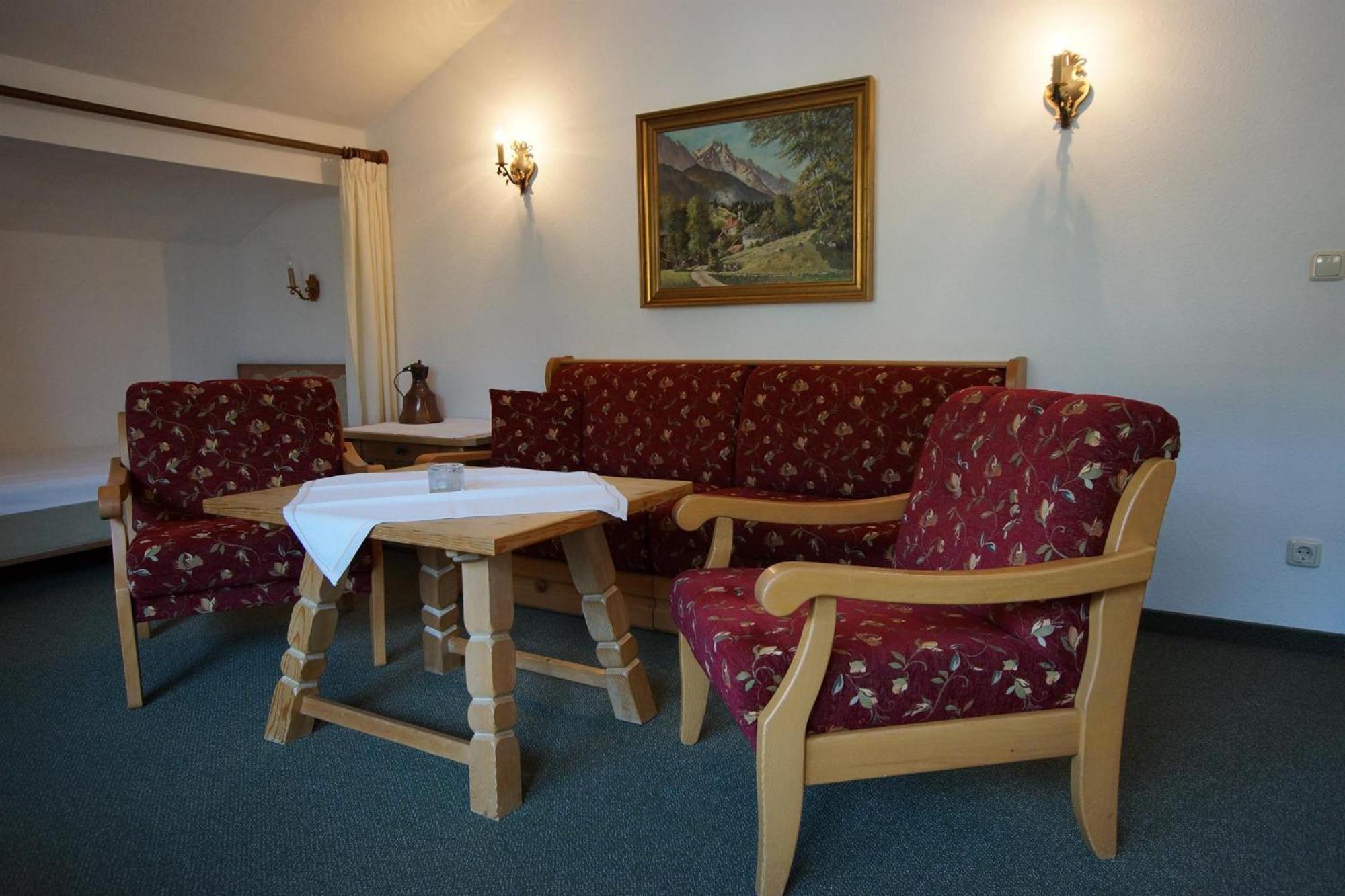 Ferienhaus Waldwinkl Hotel Грайнау Стая снимка